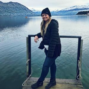 Meet your Posher, Kendra